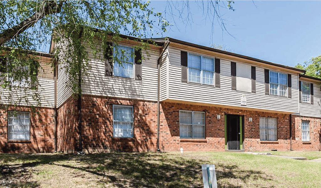 Huntington Hills Apartments | exterior