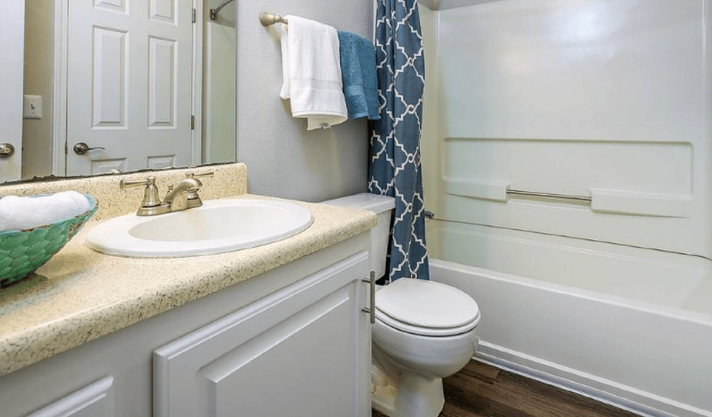 Park at Boulder Creek | bathroom