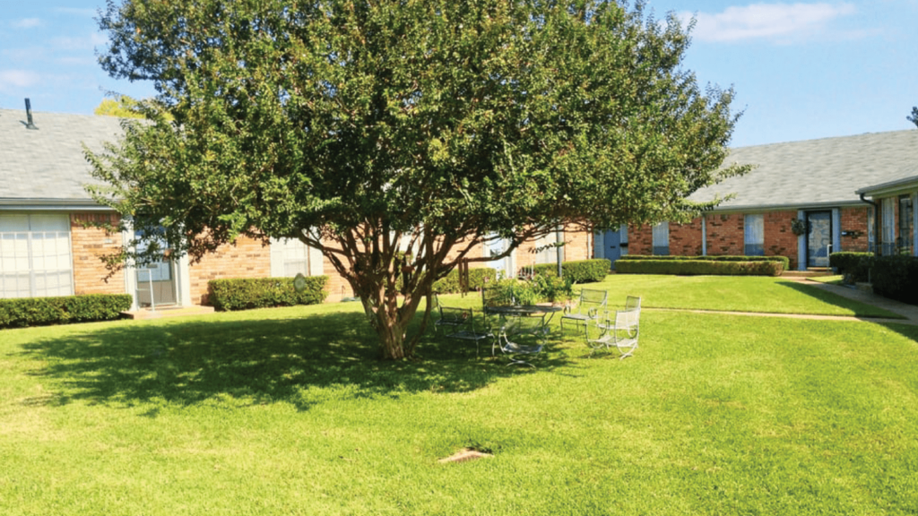 towne oaks east