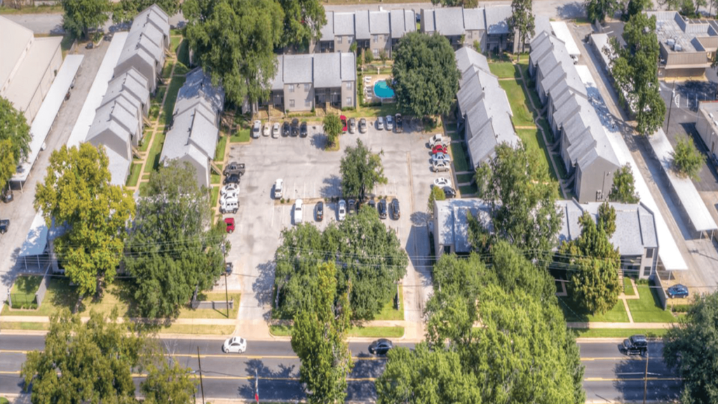 towne oaks townhomes