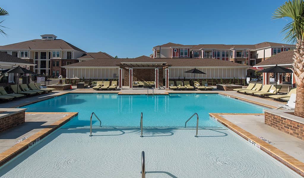 Nexus at Sandhill Apartments | swimming pool